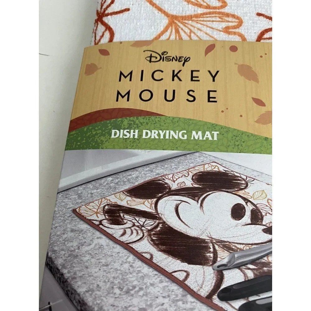 Disney Mickey Mouse Autumn Fall‎ Leaves Drying Mat 16”x18” NEW